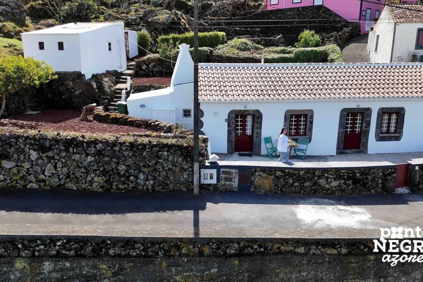 Charming Country House By Ponta Negra Azores Altares Exterior photo